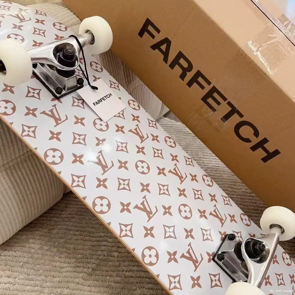 BROWN MONOGRAM SKATEBOARD LV CUSTOM 0706